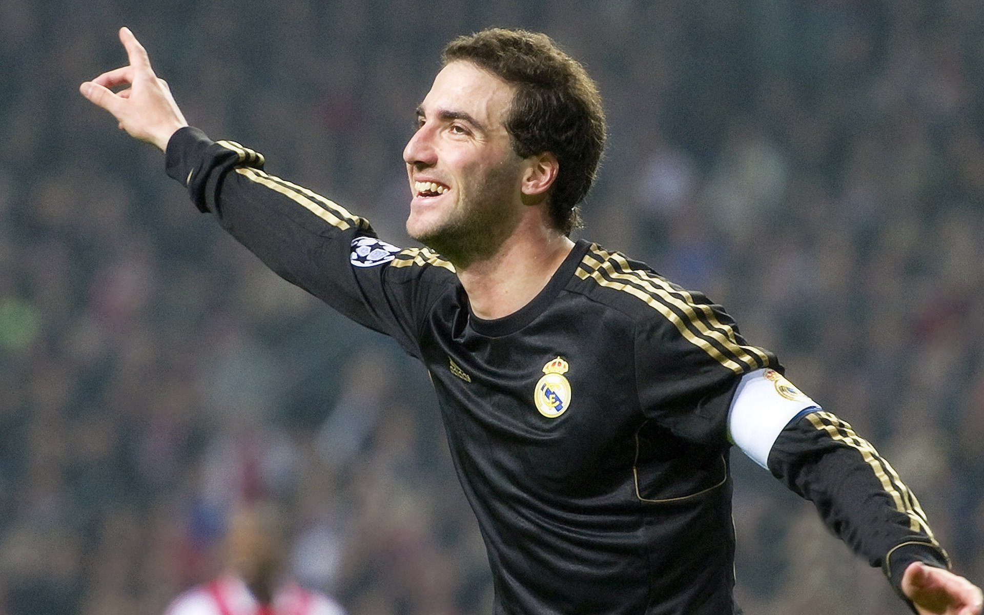 恩多比·恩乔：南非队进攻的发动机，再度崭露头角，恩多西 是什么意思